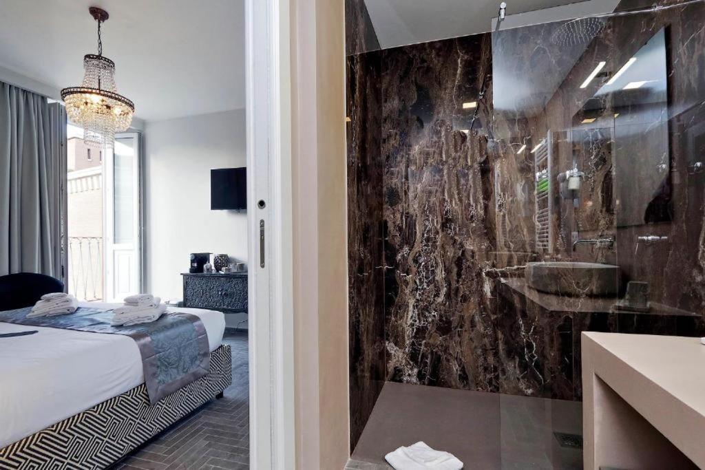 Della Croce Rooms Roma Esterno foto